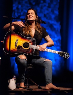 Beth Hart feet photo 7