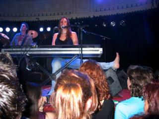 Beth Hart feet photo 3