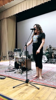 Beth Hart feet photo 15