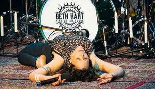 Beth Hart feet photo 9
