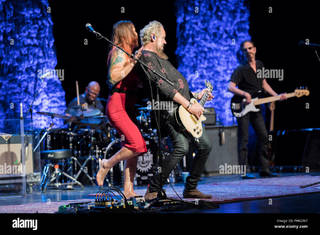 Beth Hart feet photo 17