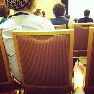 Beth Hoyt feet photo 12