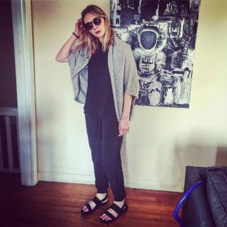 Beth Hoyt feet photo 1