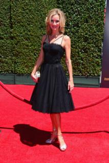 Beth Littleford feet photo 10