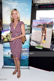 Beth Littleford feet photo 9