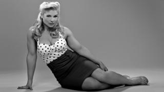 Beth Phoenix feet photo thumbnail