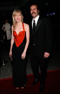 Beth Riesgraf feet photo thumbnail