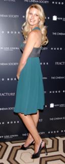 Beth Stern feet photo thumbnail
