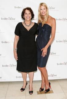 Beth Stern feet photo thumbnail