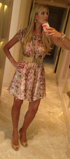 Beth Stern feet photo thumbnail