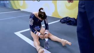 Beth Tweddle feet photo 20