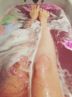 Bethan Mary Leadley feet photo 9
