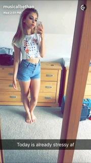 Bethan Mary Leadley feet photo 16