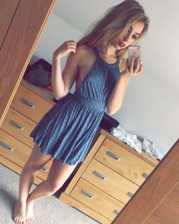 Bethan Mary Leadley feet photo 12