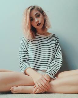 Bethan Mary Leadley feet photo 7