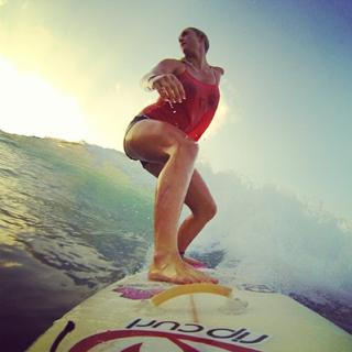 Bethany Hamilton feet photo 12