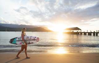 Bethany Hamilton feet photo 20