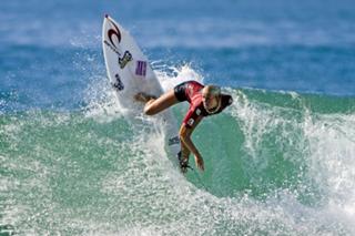 Bethany Hamilton feet photo 11