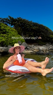 Bethany Hamilton feet photo 16