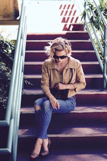 Bethany Joy Lenz feet photo thumbnail