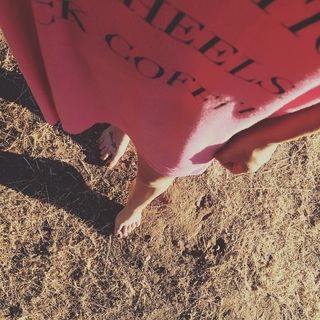 Bethany Joy Lenz feet photo thumbnail