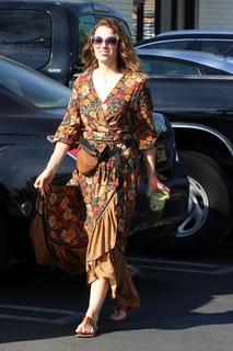 Bethany Joy Lenz feet photo thumbnail