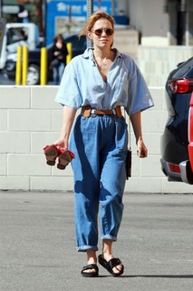 Bethany Joy Lenz feet photo thumbnail