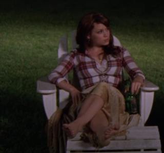 Bethany Joy Lenz feet photo thumbnail