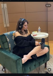 Bethany Joy Lenz feet photo 5