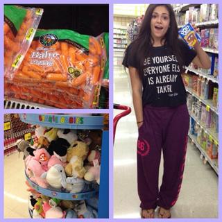 Bethany Mota feet photo thumbnail