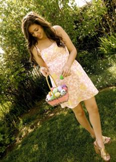Bethany Mota feet photo thumbnail
