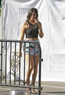 Bethany Mota feet photo thumbnail