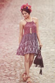 Bethany Mota feet photo thumbnail