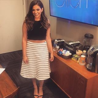 Bethany Mota feet photo thumbnail