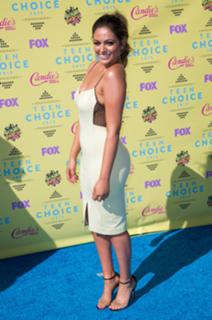 Bethany Mota feet photo thumbnail