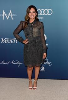 Bethany Mota feet photo thumbnail