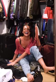 Bethany Mota feet photo thumbnail