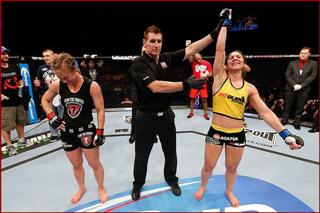 Bethe Correia feet photo 2