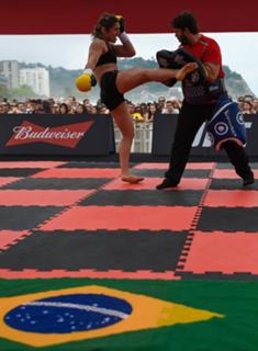 Bethe Correia feet photo 3