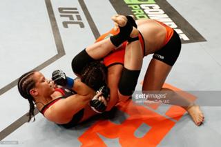 Bethe Correia feet photo 17