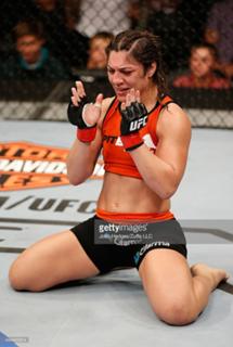 Bethe Correia feet photo 17