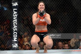 Bethe Correia feet photo 15