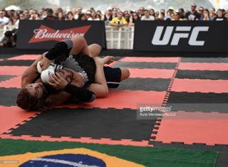 Bethe Correia feet photo 9