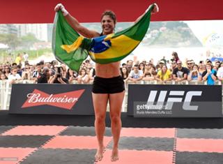 Bethe Correia feet photo 8