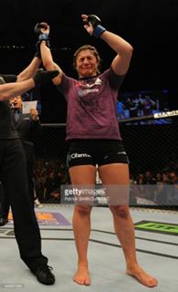 Bethe Correia feet photo 1