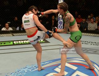 Bethe Correia feet photo 17