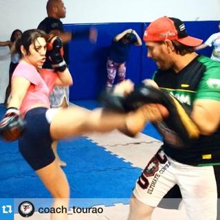 Bethe Correia feet photo 1