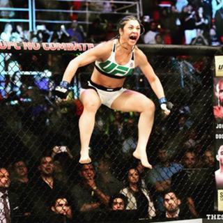 Bethe Correia feet photo 18
