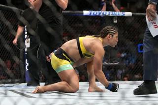 Bethe Correia feet photo 2