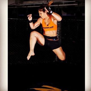 Bethe Correia feet photo 17